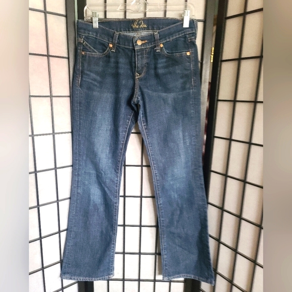 LAST CHANCEOld Navy The Diva Bootcut Jeans - Picture 2 of 7